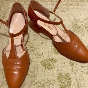 Salvatore Ferragamo Vintage kitten T-strap heels